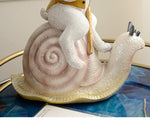 Lapin Chapeau Sculpture