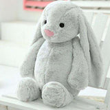 gros lapin en peluche gris