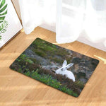 lapin blanc tapis