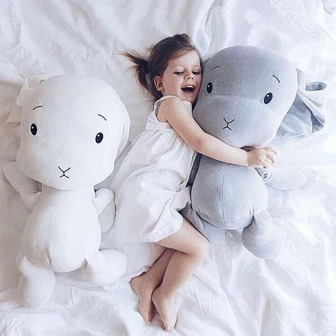 peluche lapin gris