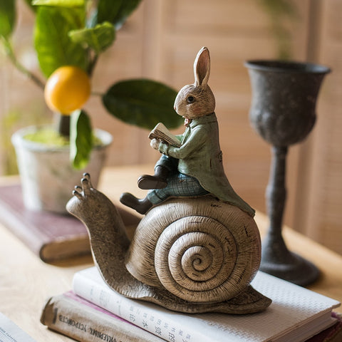 Figurine Lapin Escargot